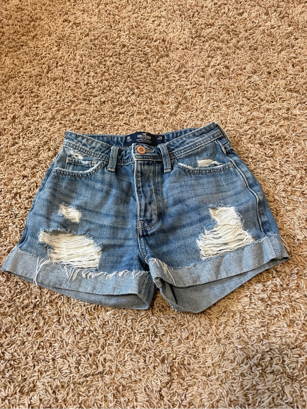 Hollister High Rise Mom Shorts 3” women’s size 00/23 100% cotton